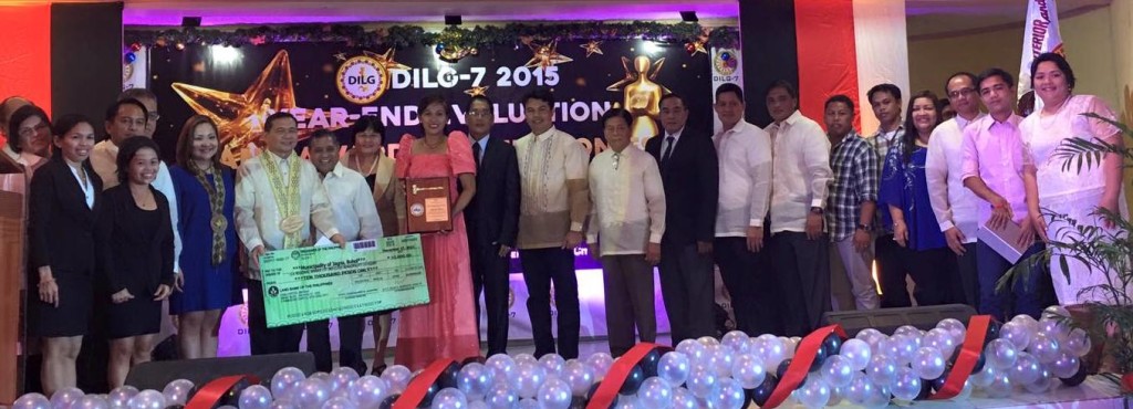 The 8th Sangguniang Bayan with Mayor Fortunato R. Abrenilla during the awarding ceremonies with DILG Region 7 executives and Provincial DILG.
